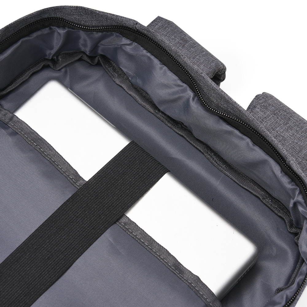 Mochila-Poliester-com-Bloqueador-RFID-14762d3-1658434601
